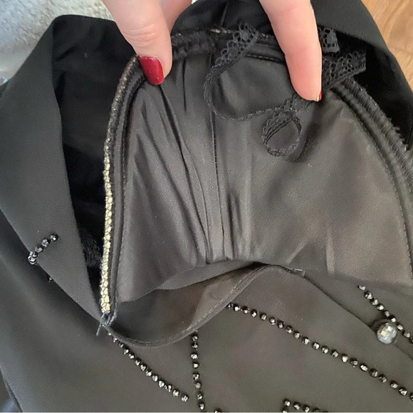 Dress barn vintage black embellished button up blazer size 16 scalloped hem - Picture 7 of 8